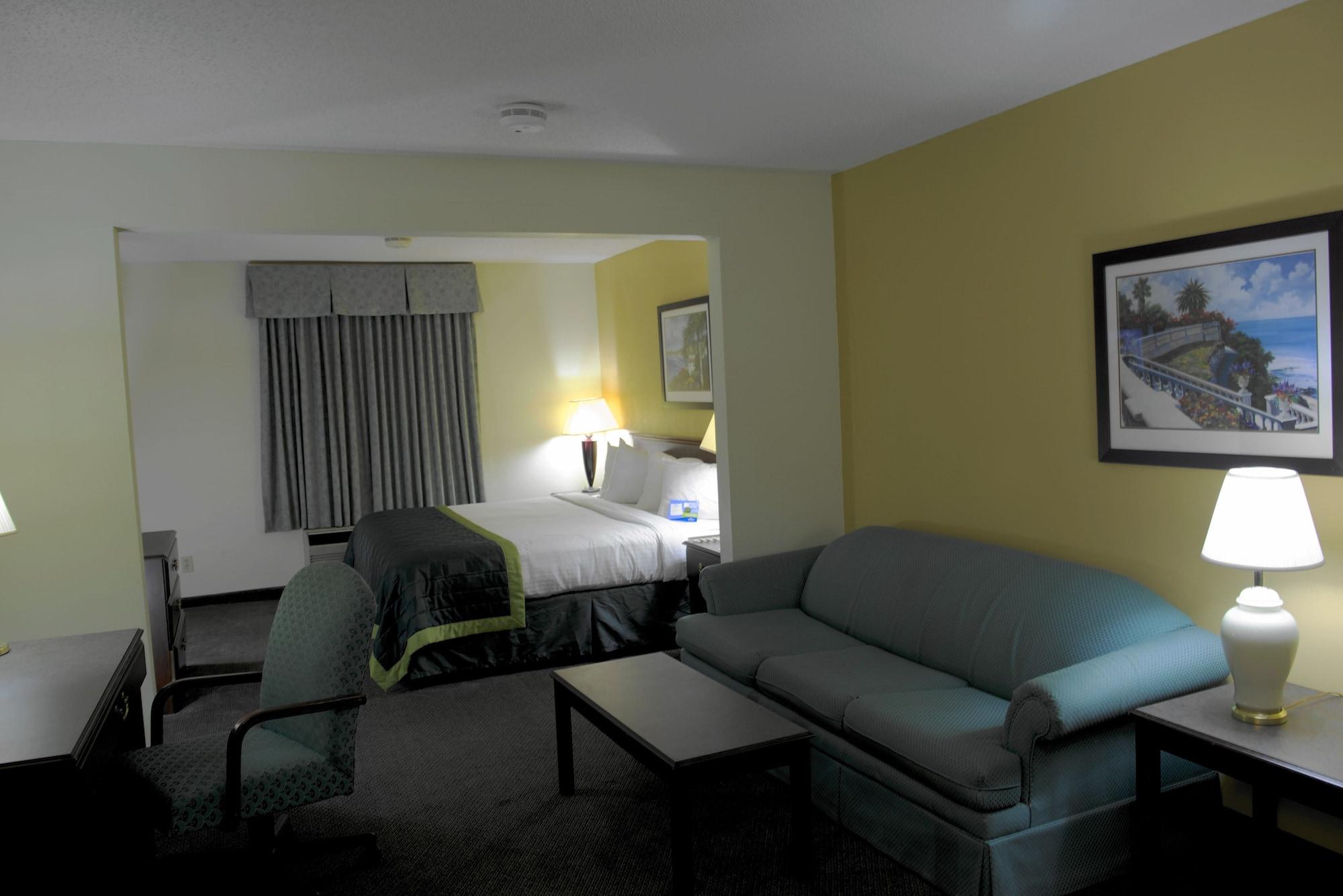 Baymont By Wyndham Hotel Mason