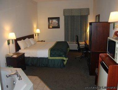 Hotel Baymont By Wyndham