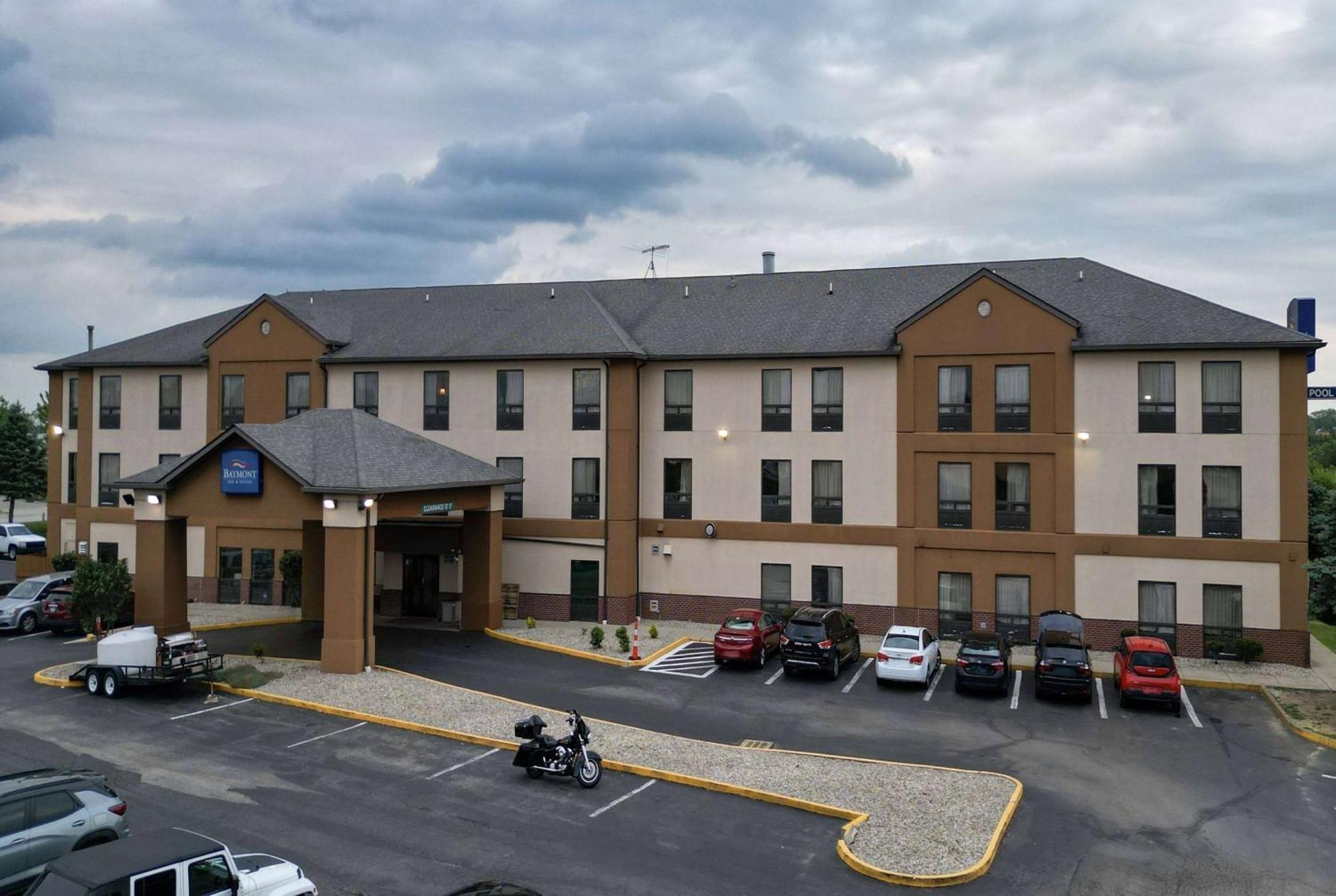 Baymont By Wyndham Hotel