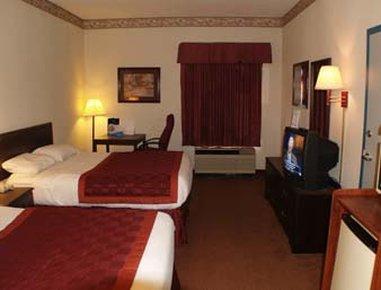 Hotel Baymont By Wyndham Mason